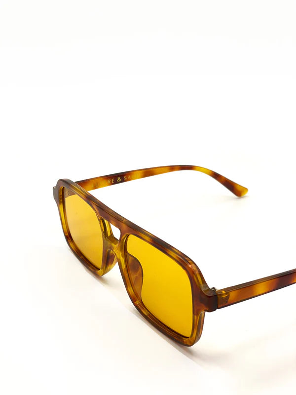Paris Aviator Sunglasses in Vintage Tort