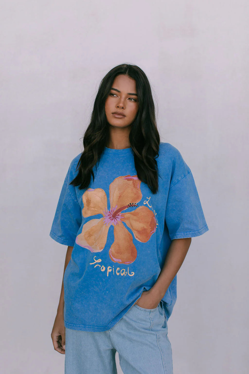 Fleur Tee Blue Acid Wash