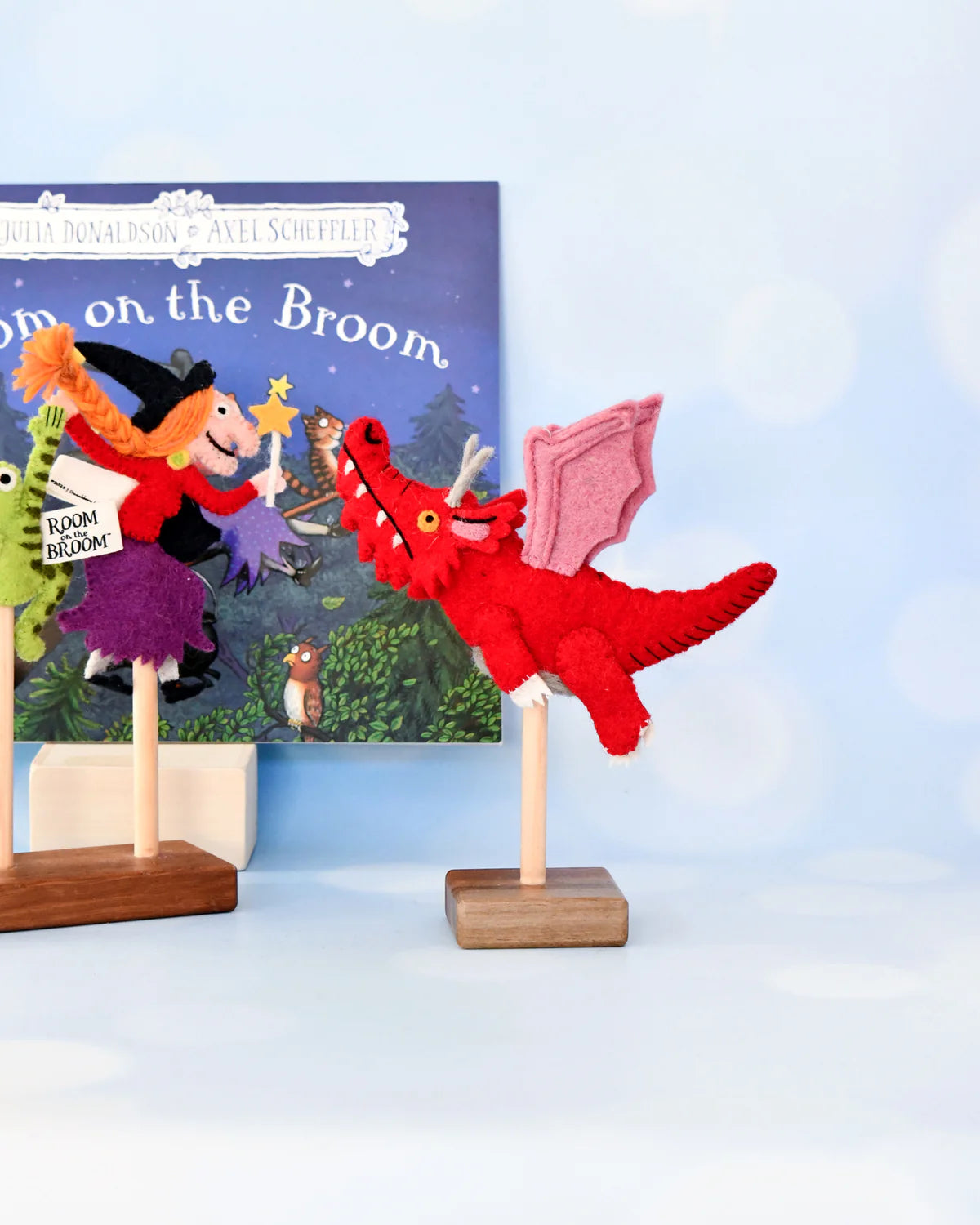 The Room On The Broom® Finger Puppets Set