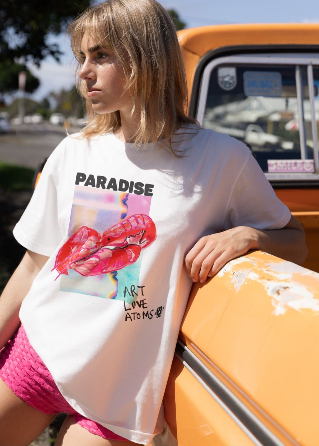 Paradise Tee Lobster Tee