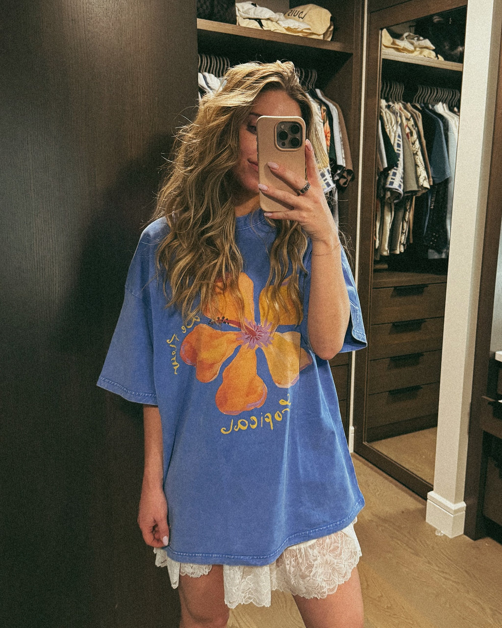 Fleur Tee Blue Acid Wash