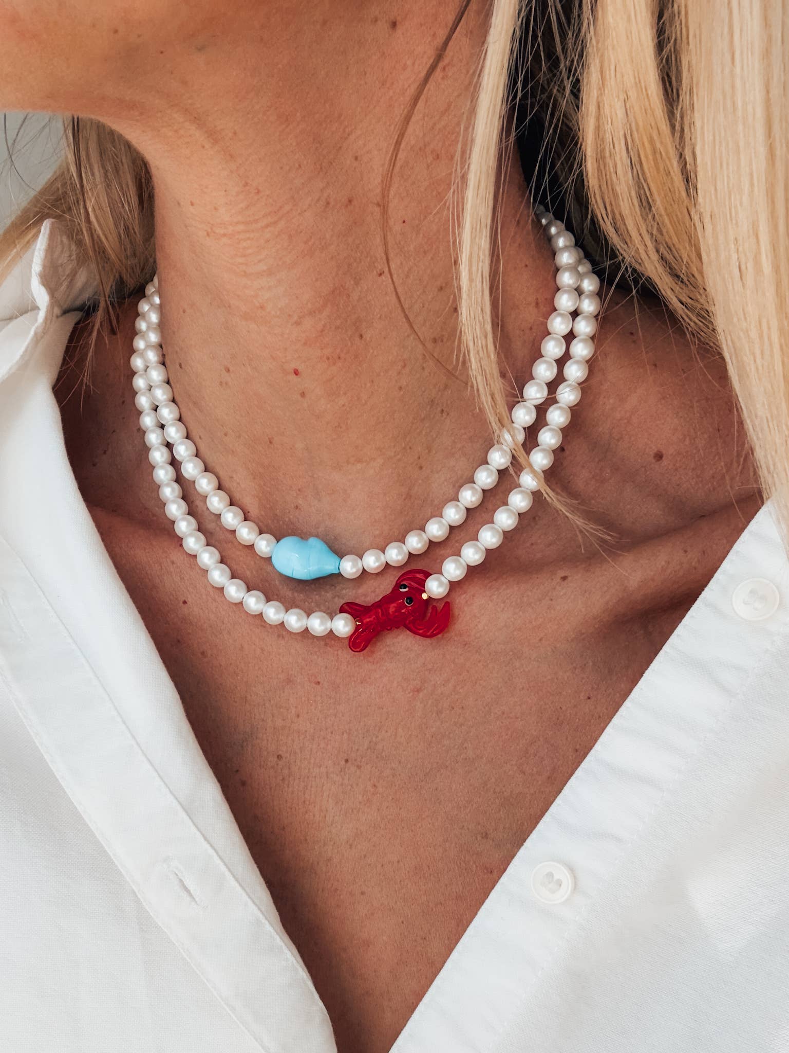 Shell pearl choker necklaces with lobster and turquoise