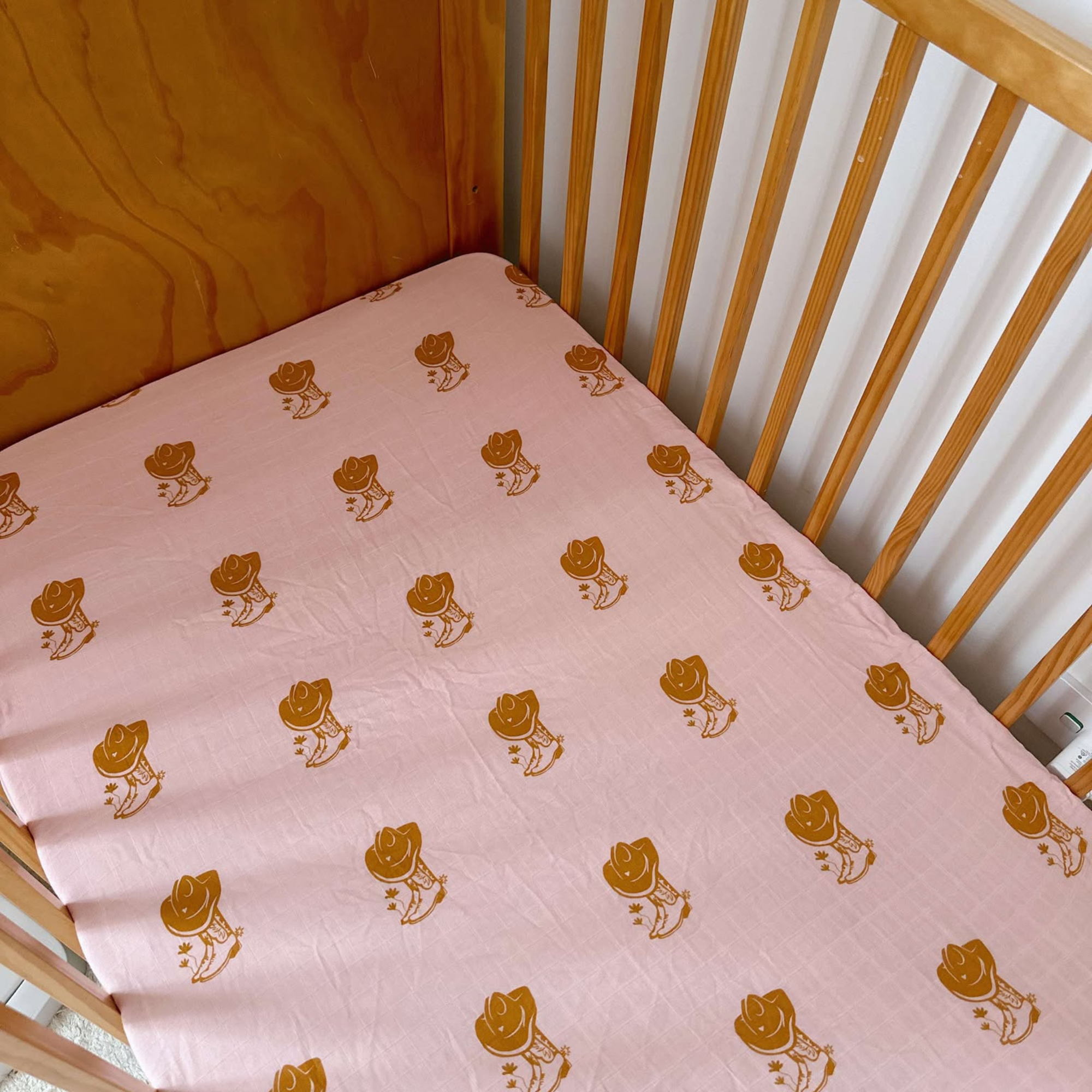 Dolly Fitted Cot Sheet