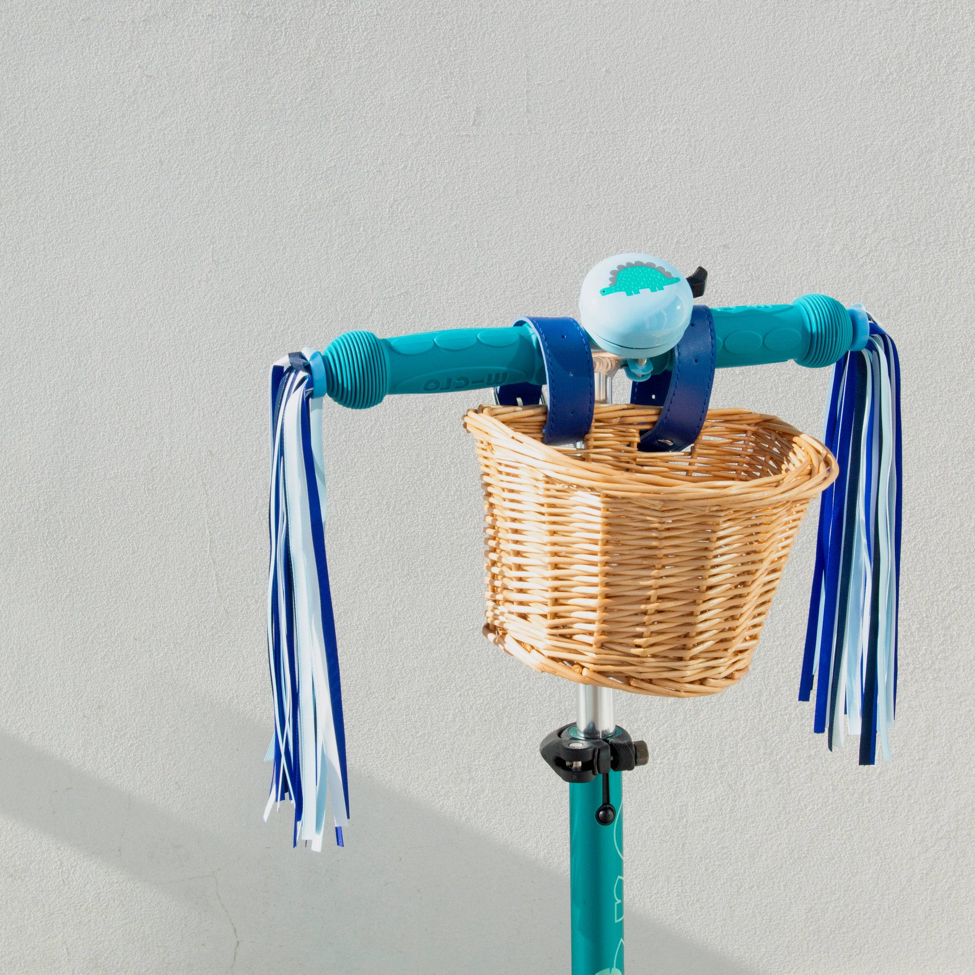 Ocean Blue Bike & Scooter Streamer
