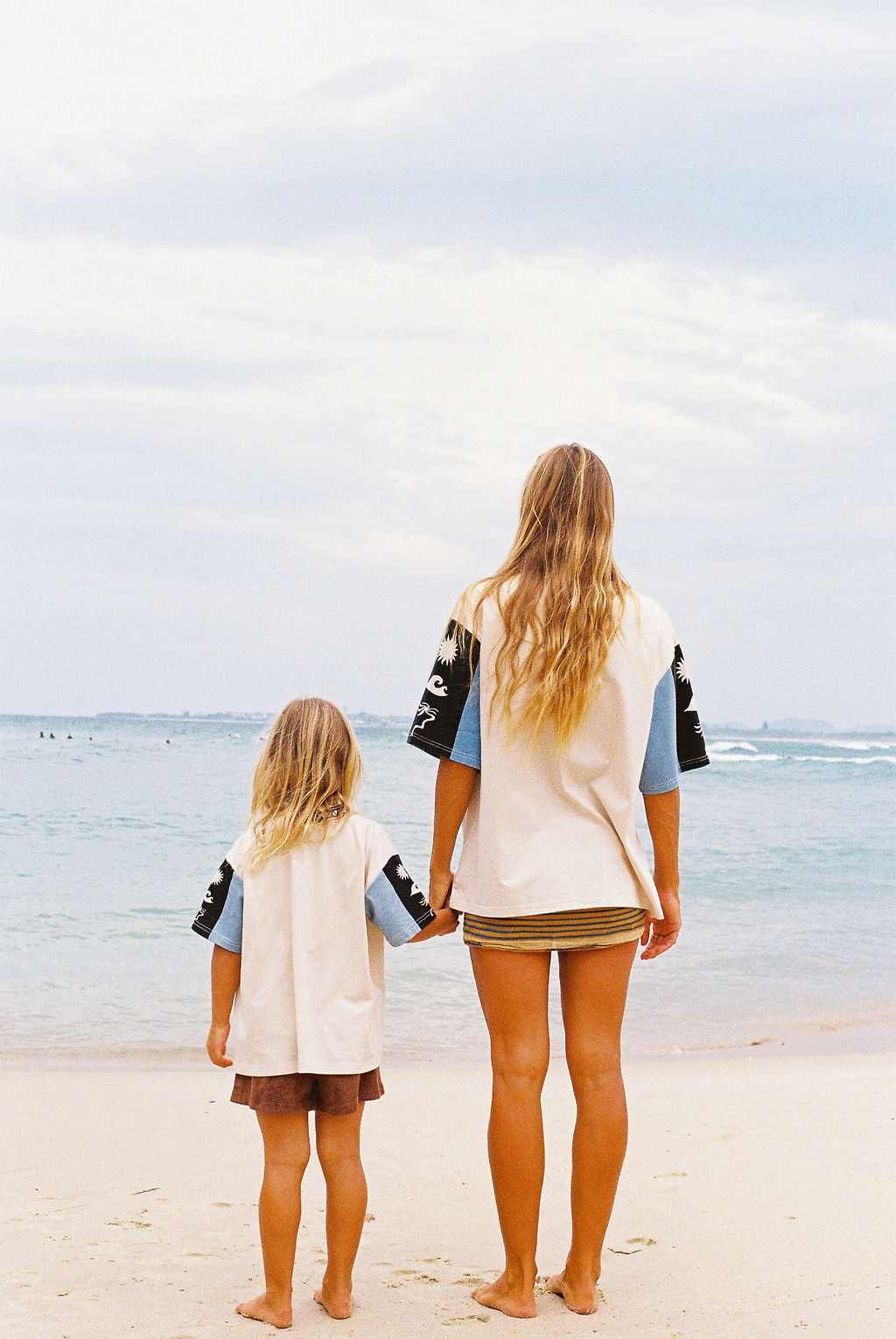 Surf Tee Women's - pre order (please read delivery time)