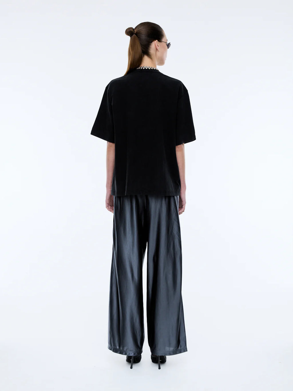 Lily Tee