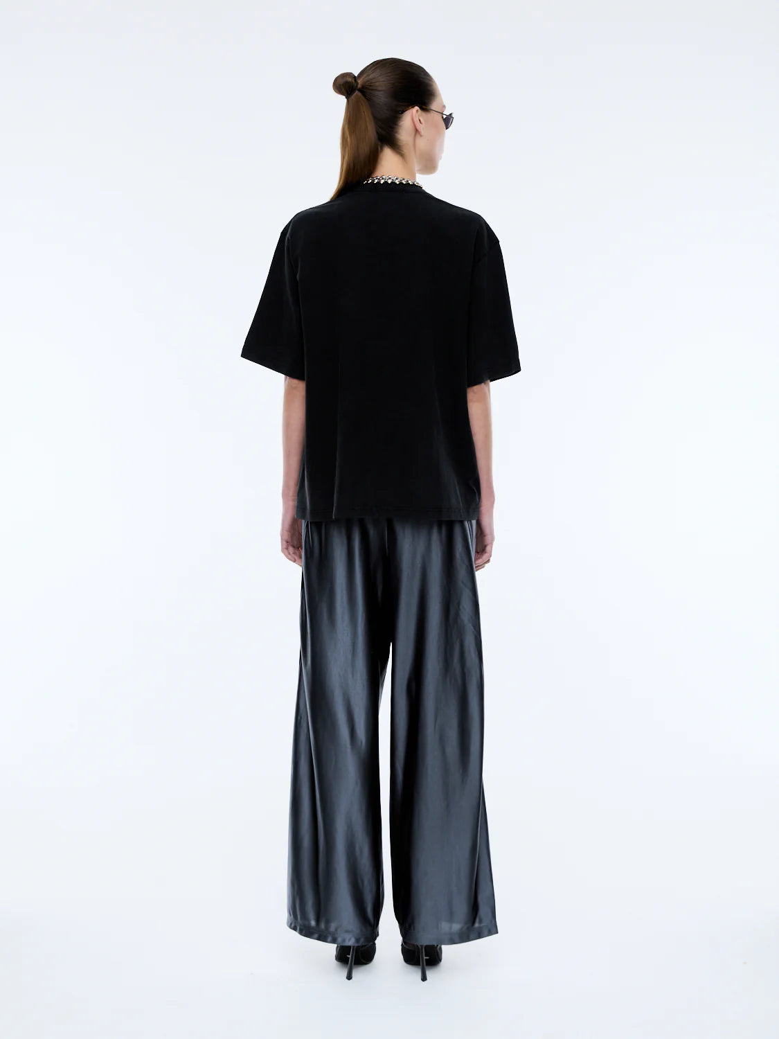 Lily Tee
