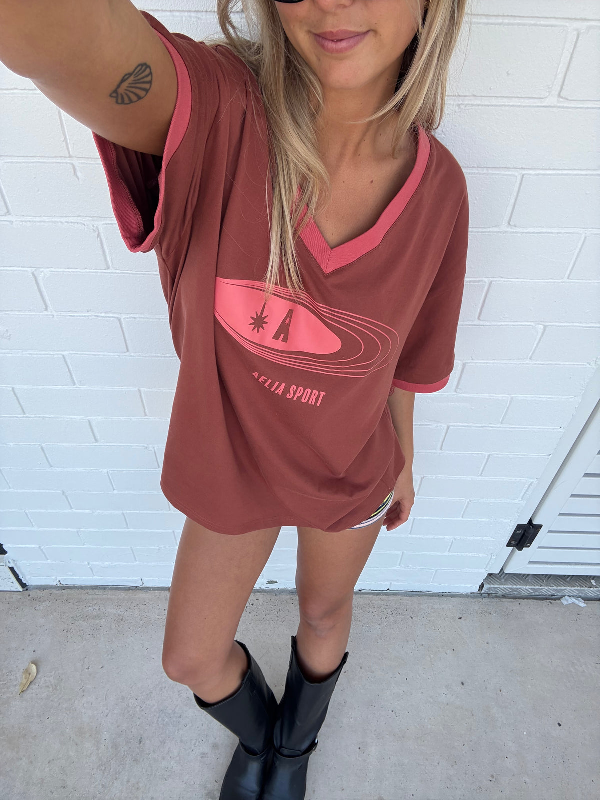 Aelia Sport Tee