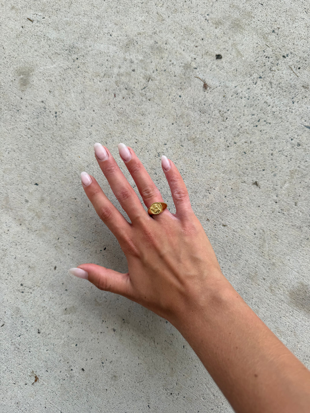 Cupid Signet Ring – 18K Gold Plated