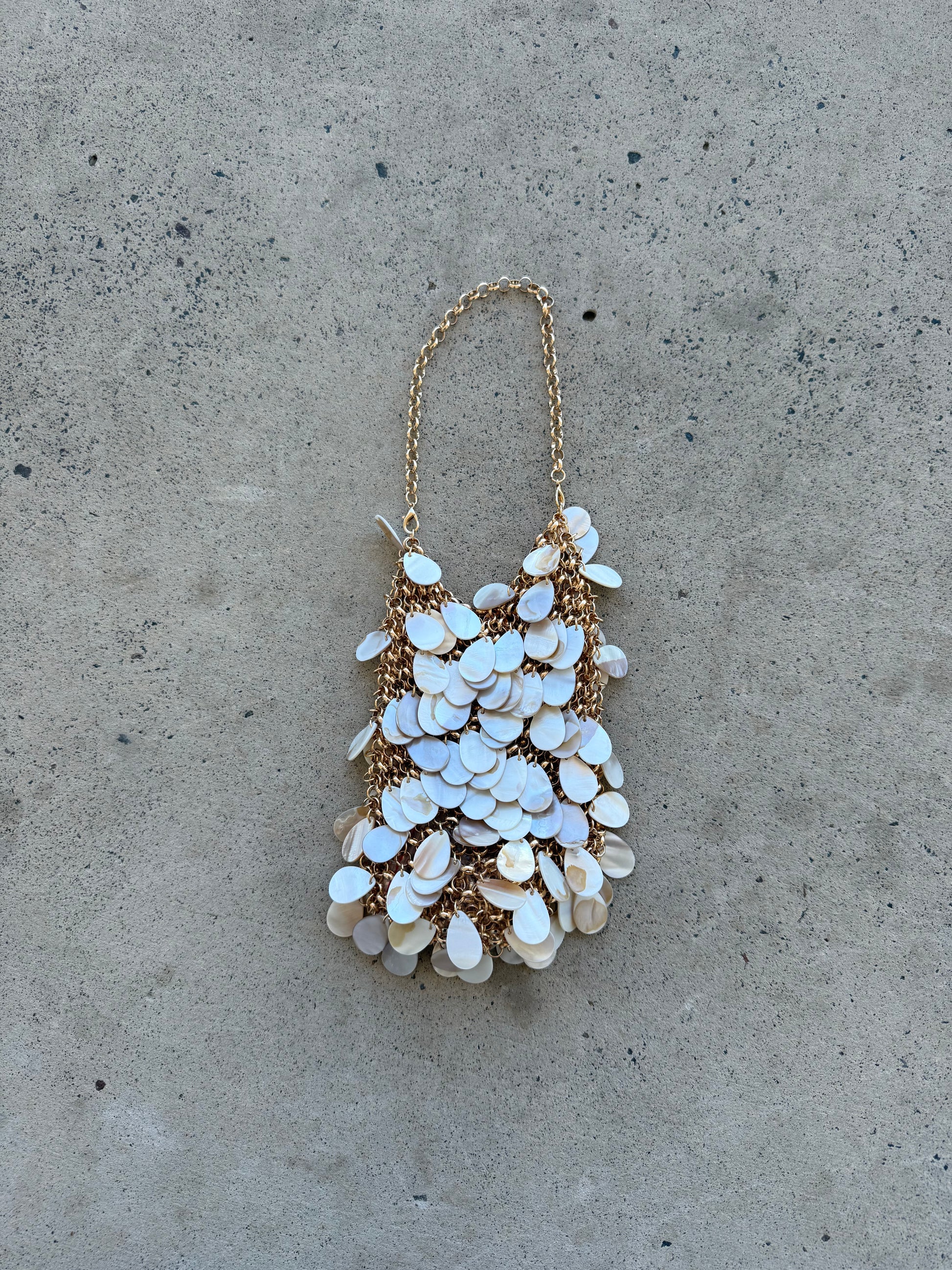 Dune Shell Disc Chain Bag