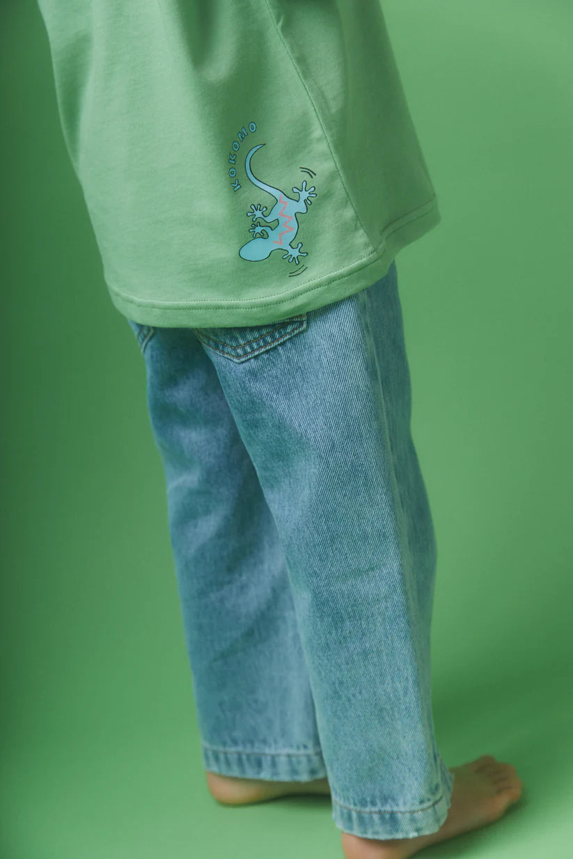 Run With It Jean - Mid Wash