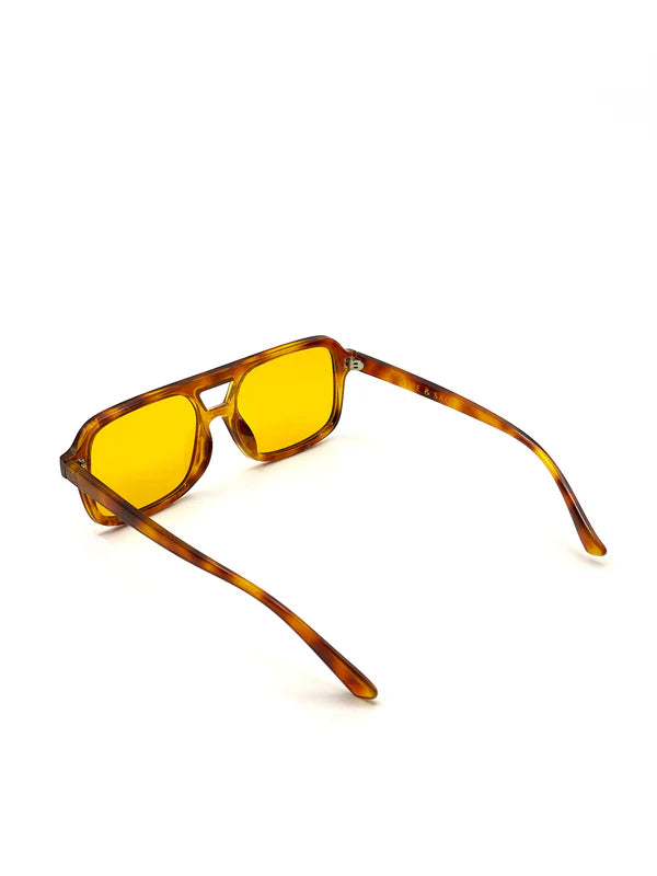 Paris Aviator Sunglasses in Vintage Tort