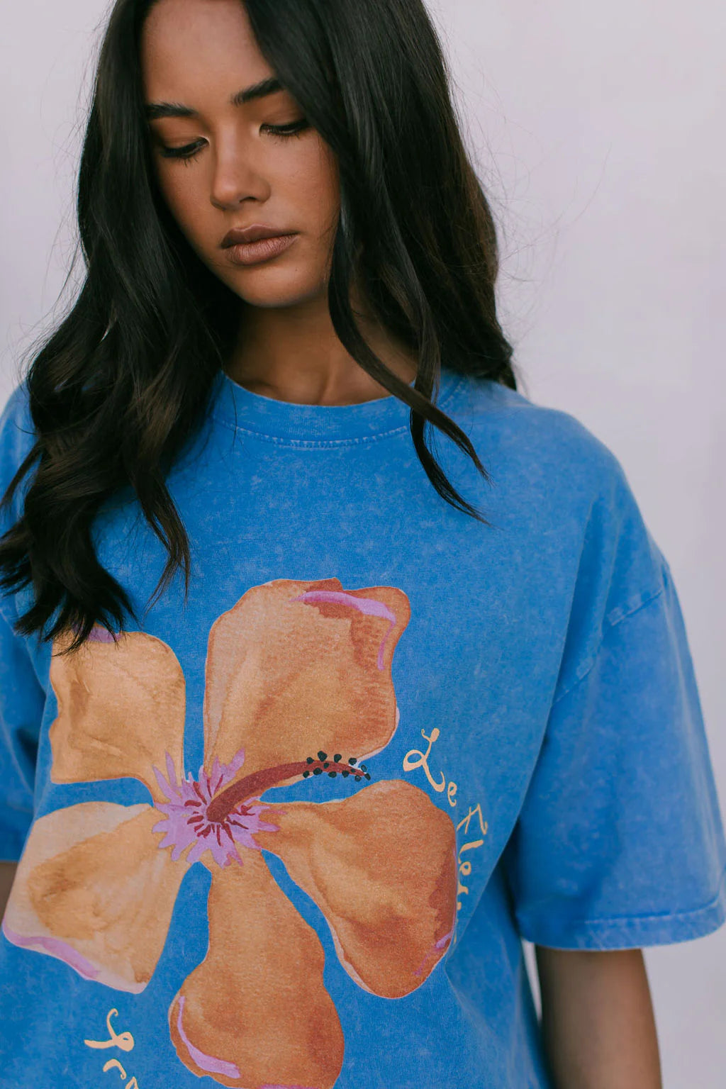 Fleur Tee Blue Acid Wash