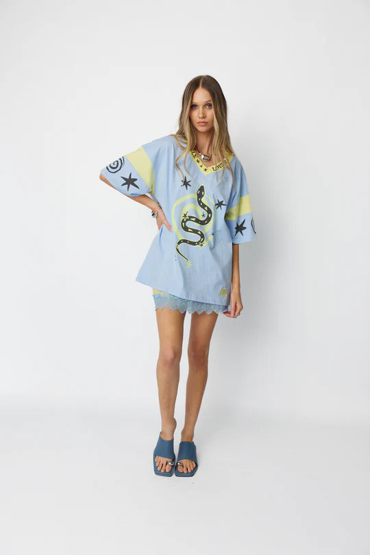 Serpent Oversize Tee ~ Sky