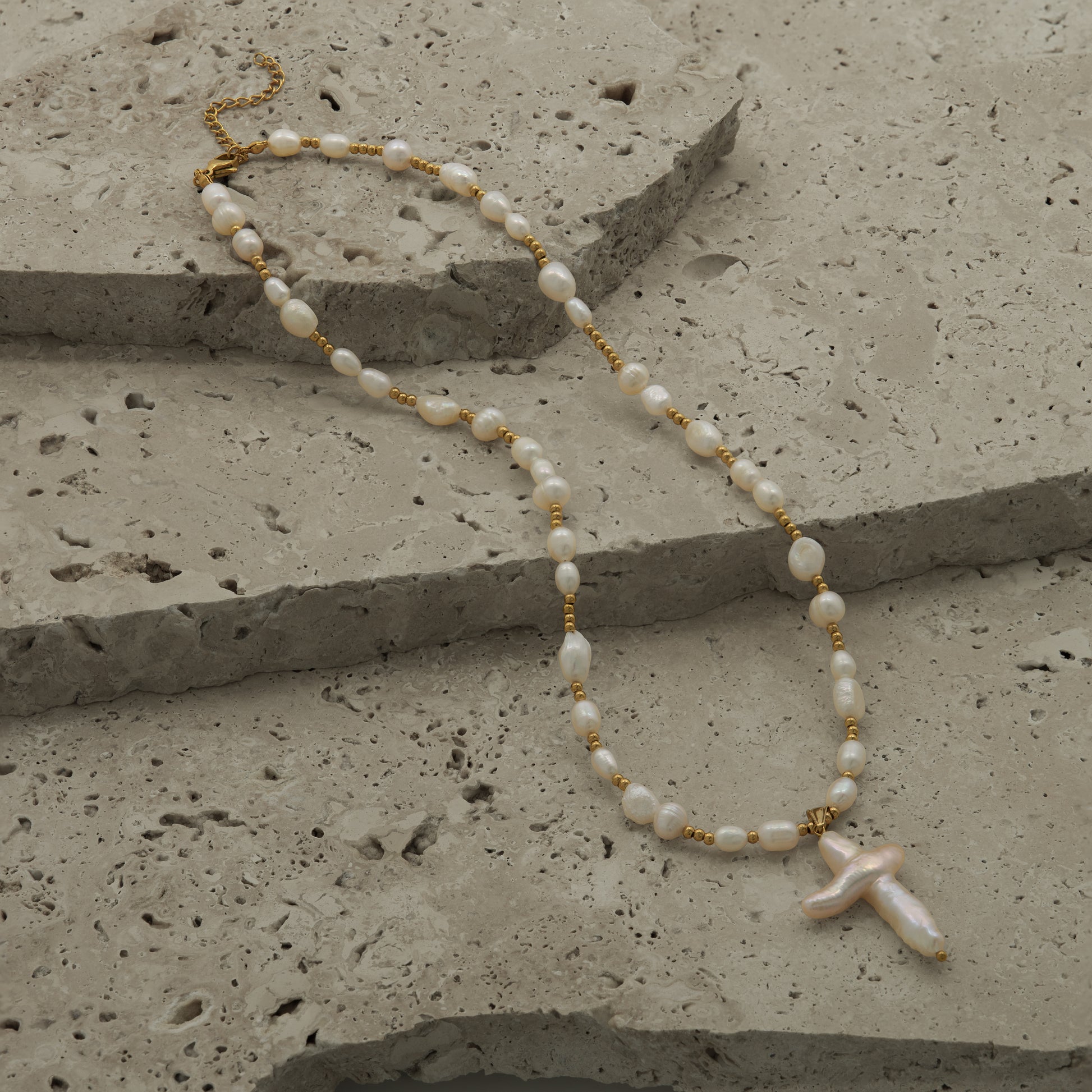 Isodole Freshwater Pearl Necklace
