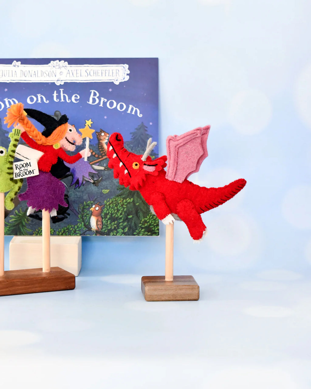 The Room On The Broom® Finger Puppets Set