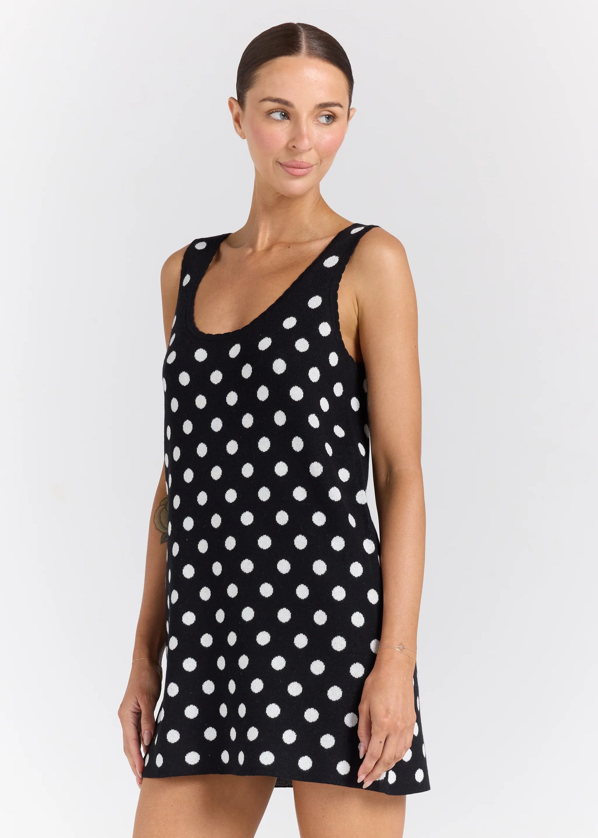 Seaside U Knit Dress - Black