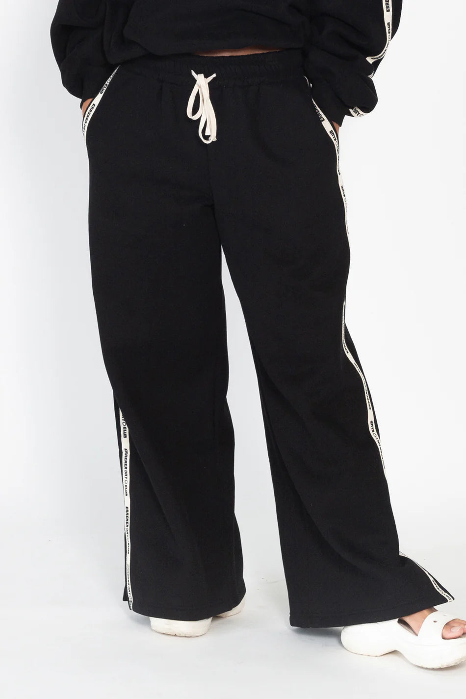 Cloud Racer Sweatpants - Black