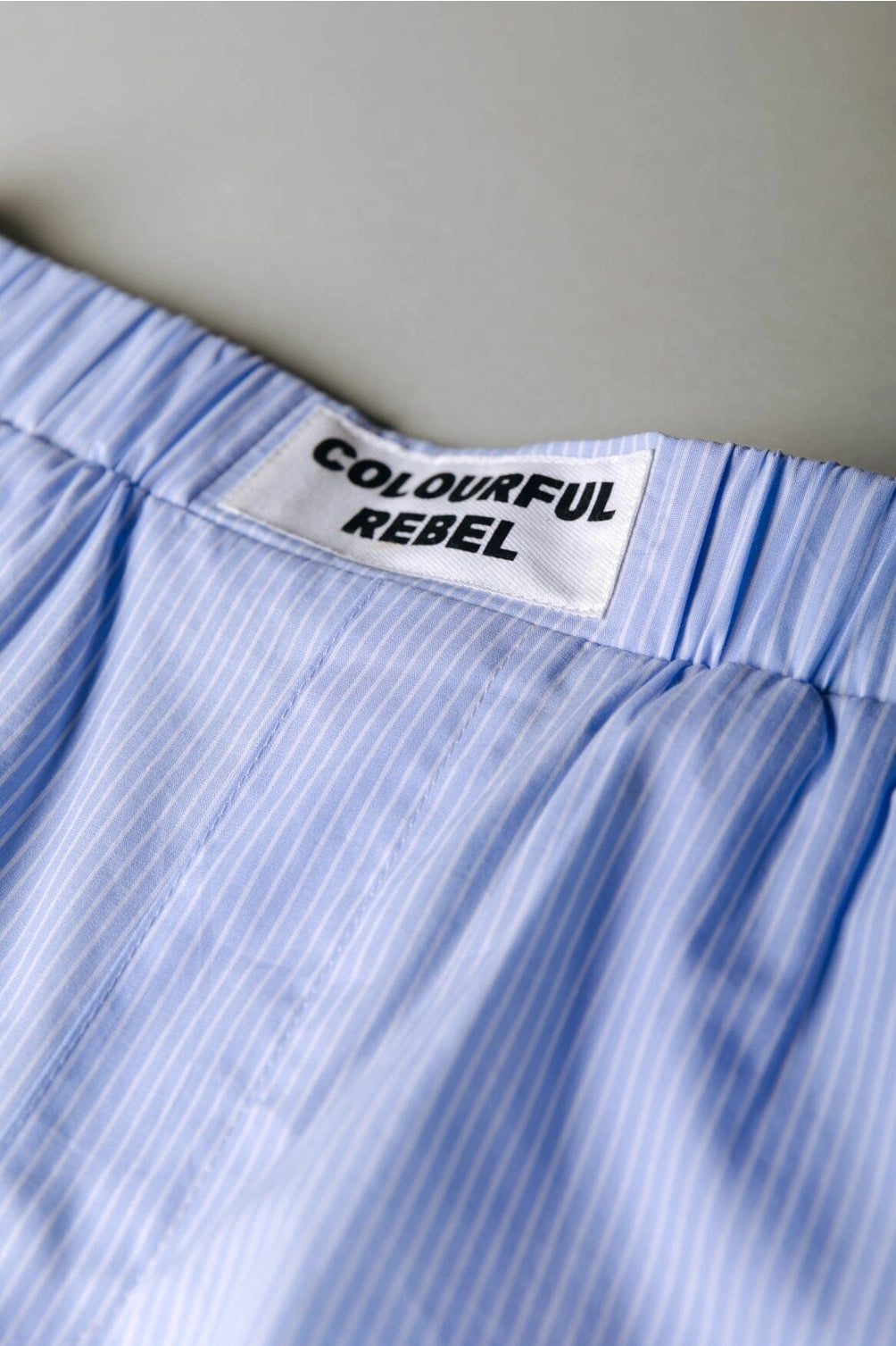 Lyn Striped Short