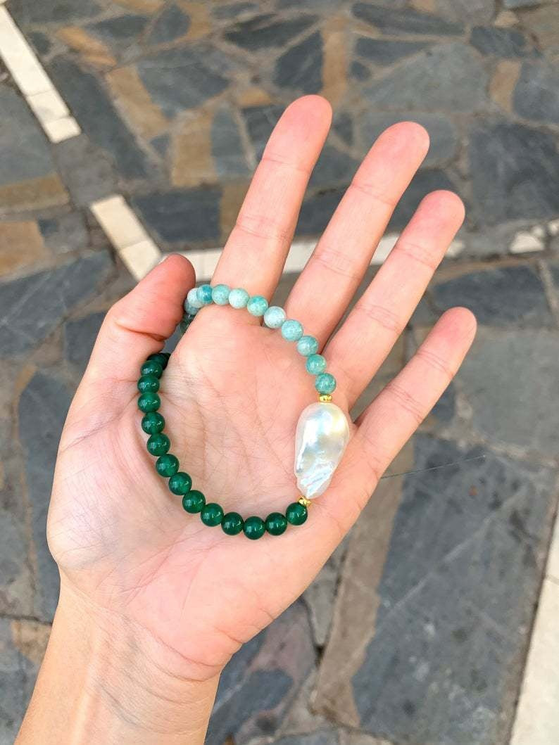 The Tidal Gem Necklace