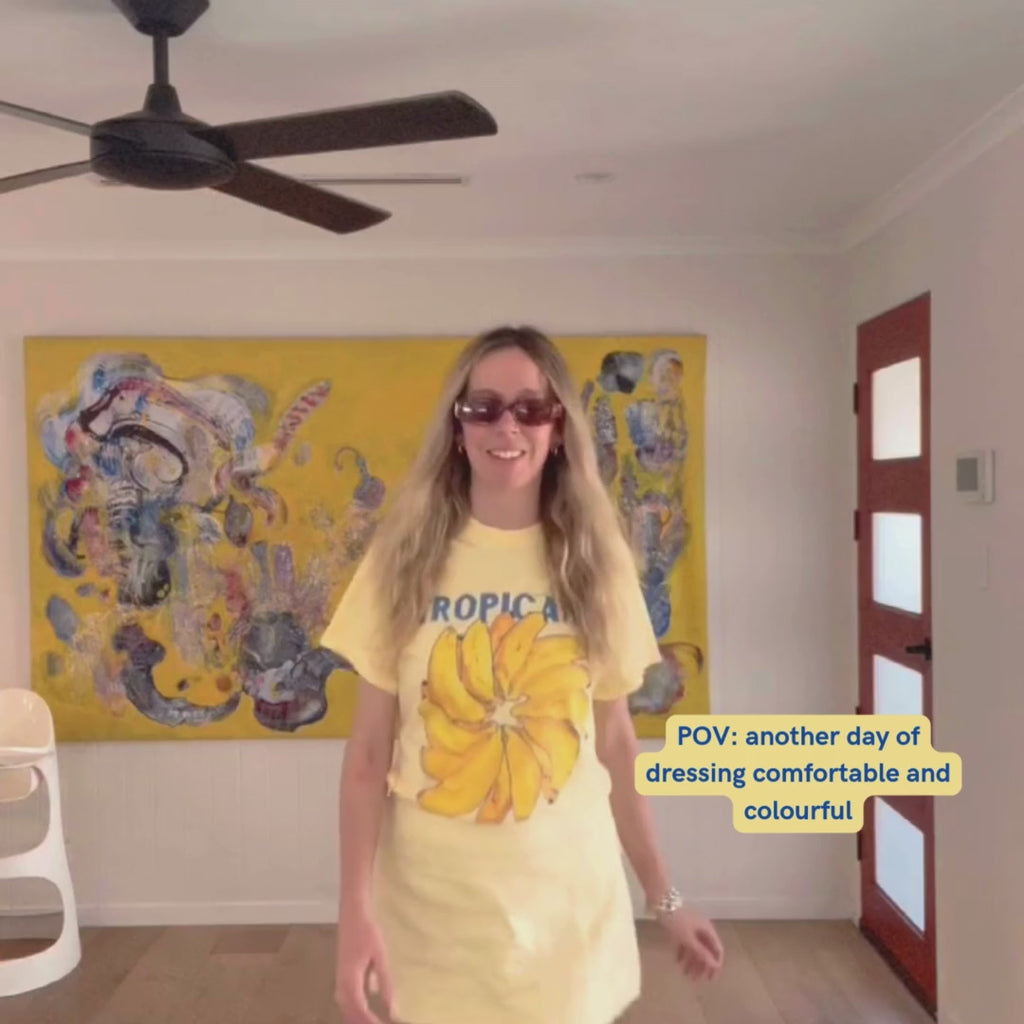 Club Tropicana -Banana Tee Long Style